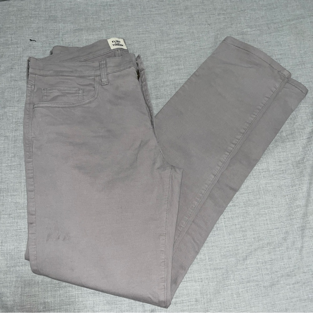 Gray Flint and Tinder men’s  Jeans size 33x32